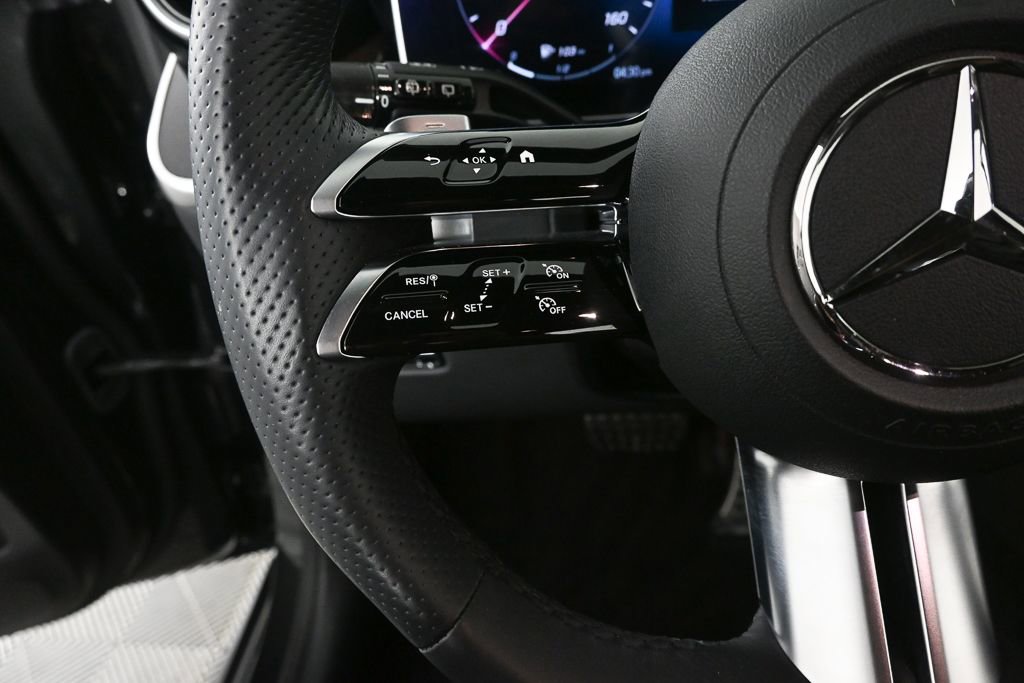 Certified 2024 Mercedes-Benz GLC 300 image 10