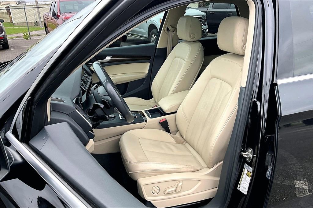 Used 2019 Audi Q5 2.0T Premium AWD/4WD image 34