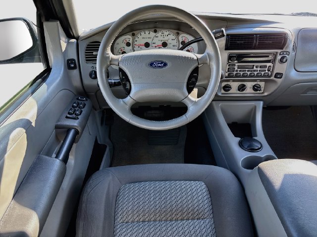 Used 2003 Ford Explorer Sport Trac XLS RWD image 20
