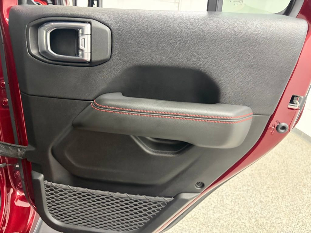 Used 2021 Jeep Wrangler Unlimited Rubicon image 38