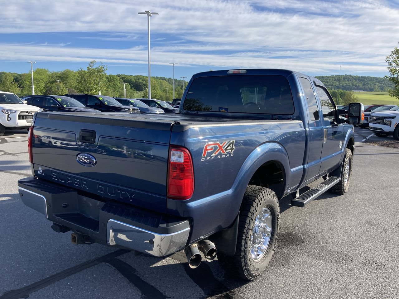Used 2016 Ford F350 XLT w/ XLT Premium Package AWD/4WD image 7