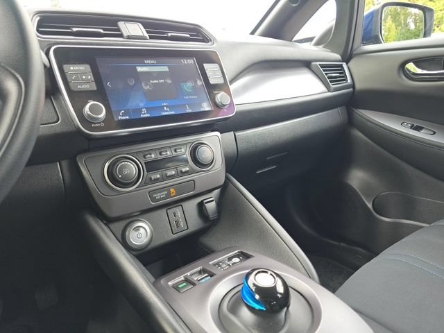 Used 2025 Nissan Leaf S FWD image 29