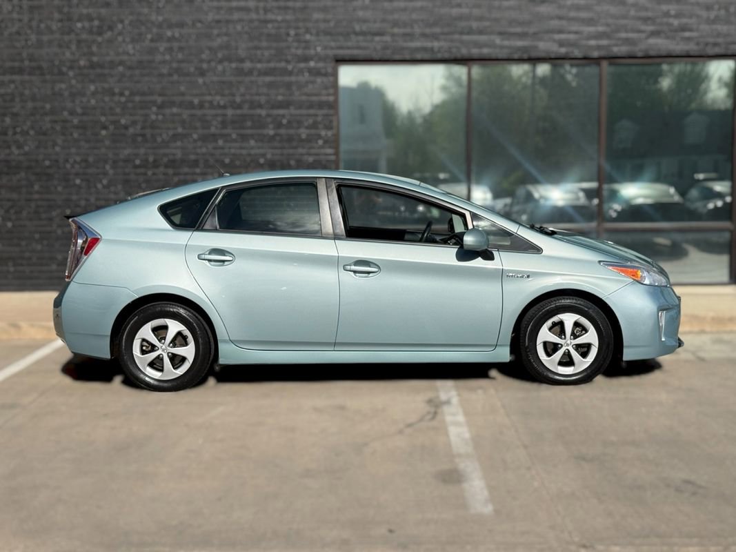 Used 2012 Toyota Prius Two FWD image 10