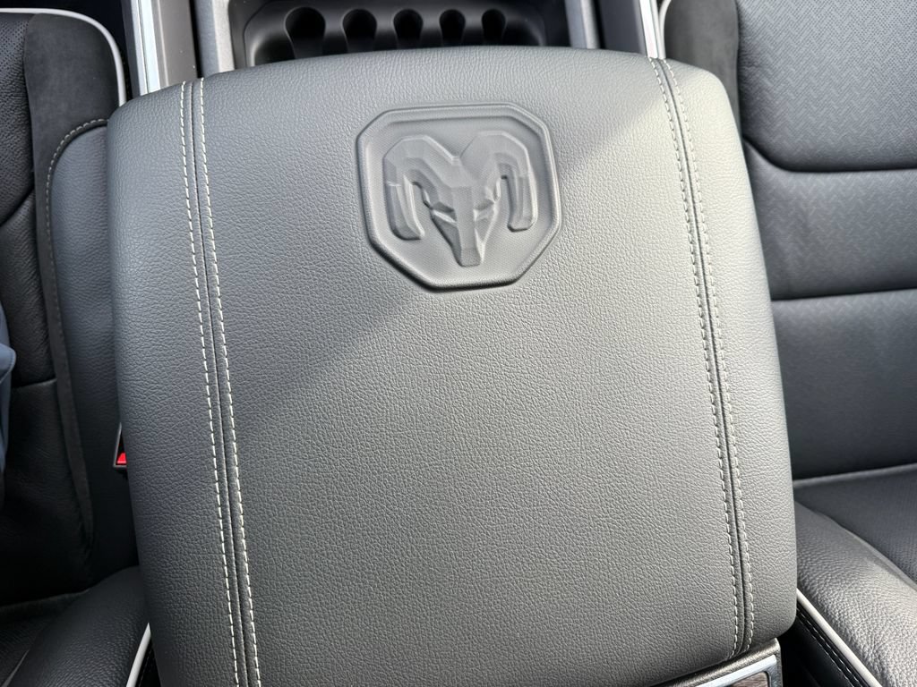 New 2026 RAM 1500 Laramie w/ Sport Appearance Package AWD/4WD image 34