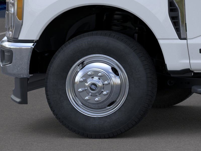 New 2026 Ford F350 XL w/ XL Chrome Package image 19