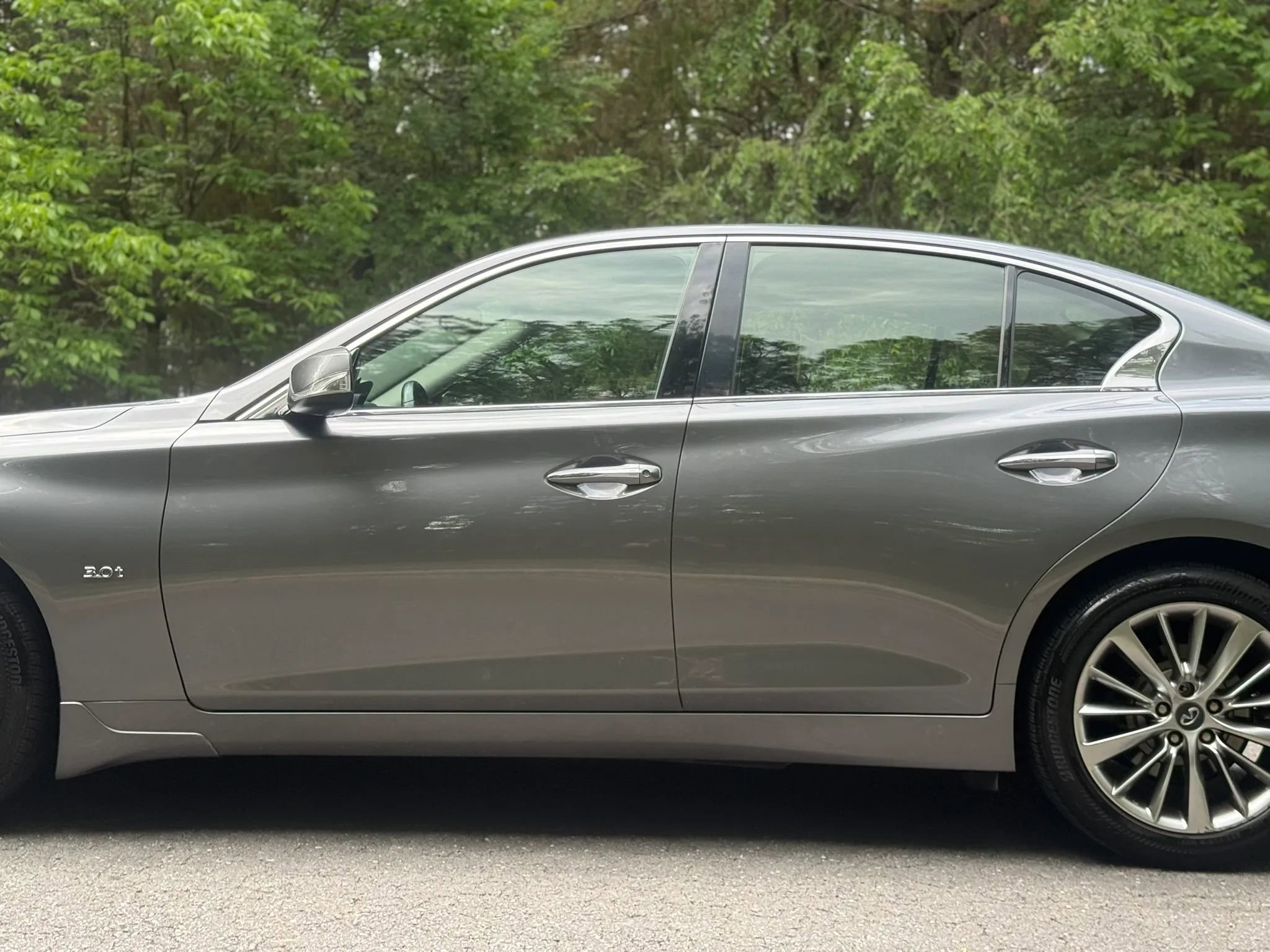 Used 2018 INFINITI Q50 Luxe w/ Essential Package (3.0T Luxe) AWD/4WD image 7