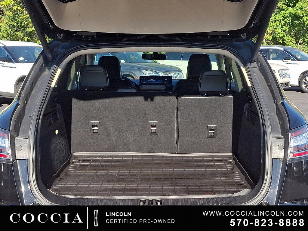 Used 2023 Lincoln Nautilus Reserve AWD/4WD image 28