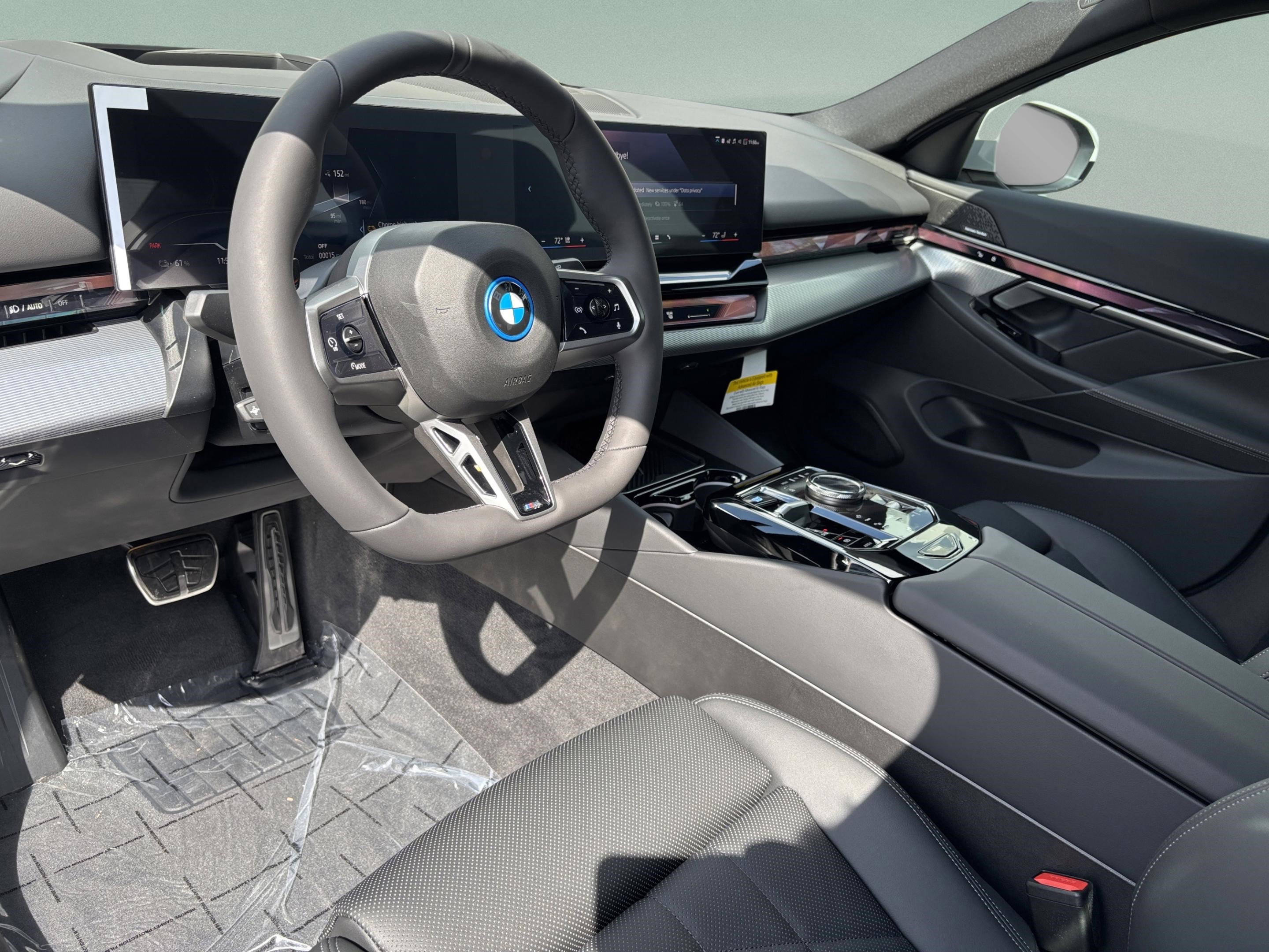 Used 2026 BMW i5 eDrive40 w/ M Sport Package AWD/4WD image 9
