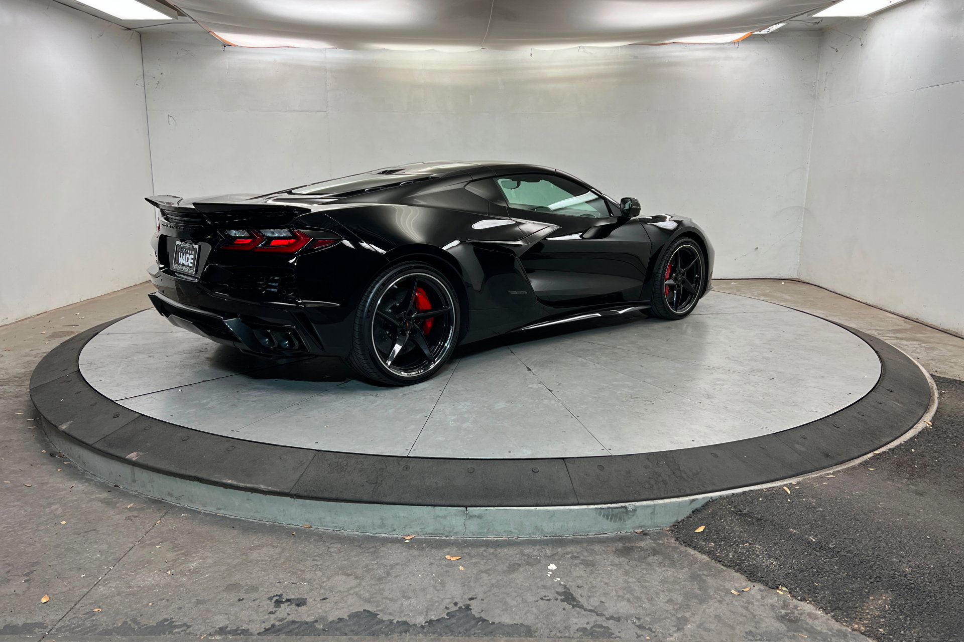 New 2025 Chevrolet Corvette E-Ray w/ Stealth Interior Trim Package image 6