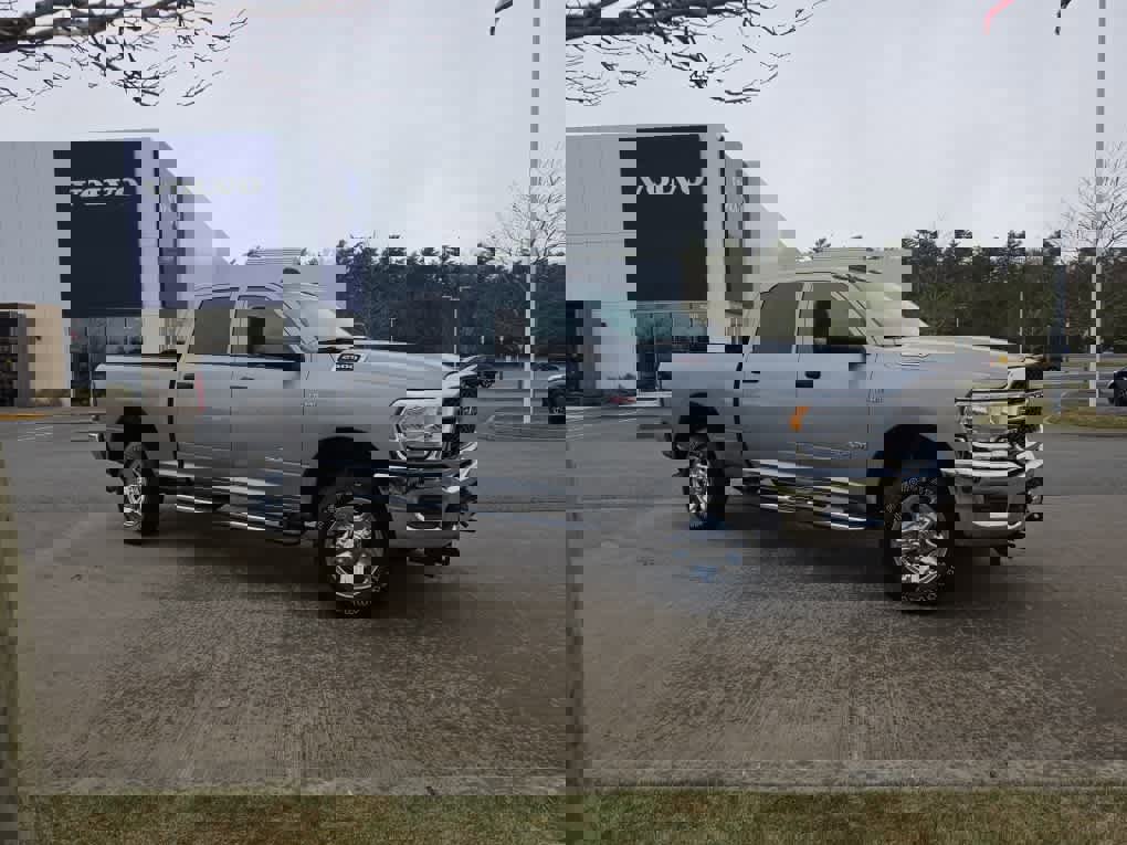 Used 2021 RAM 2500 Tradesman image 2