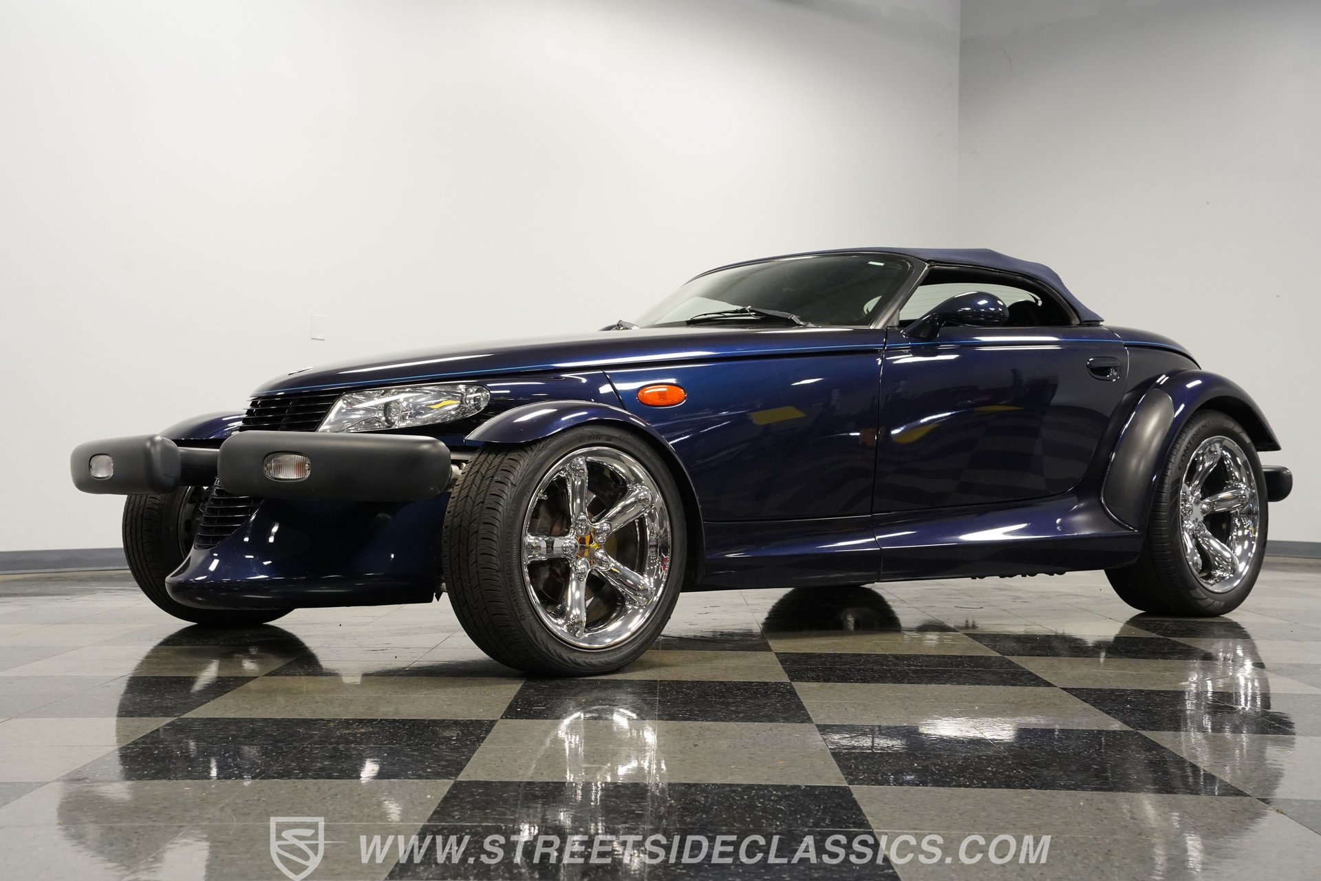 Used 2001 Chrysler Prowler RWD image 22