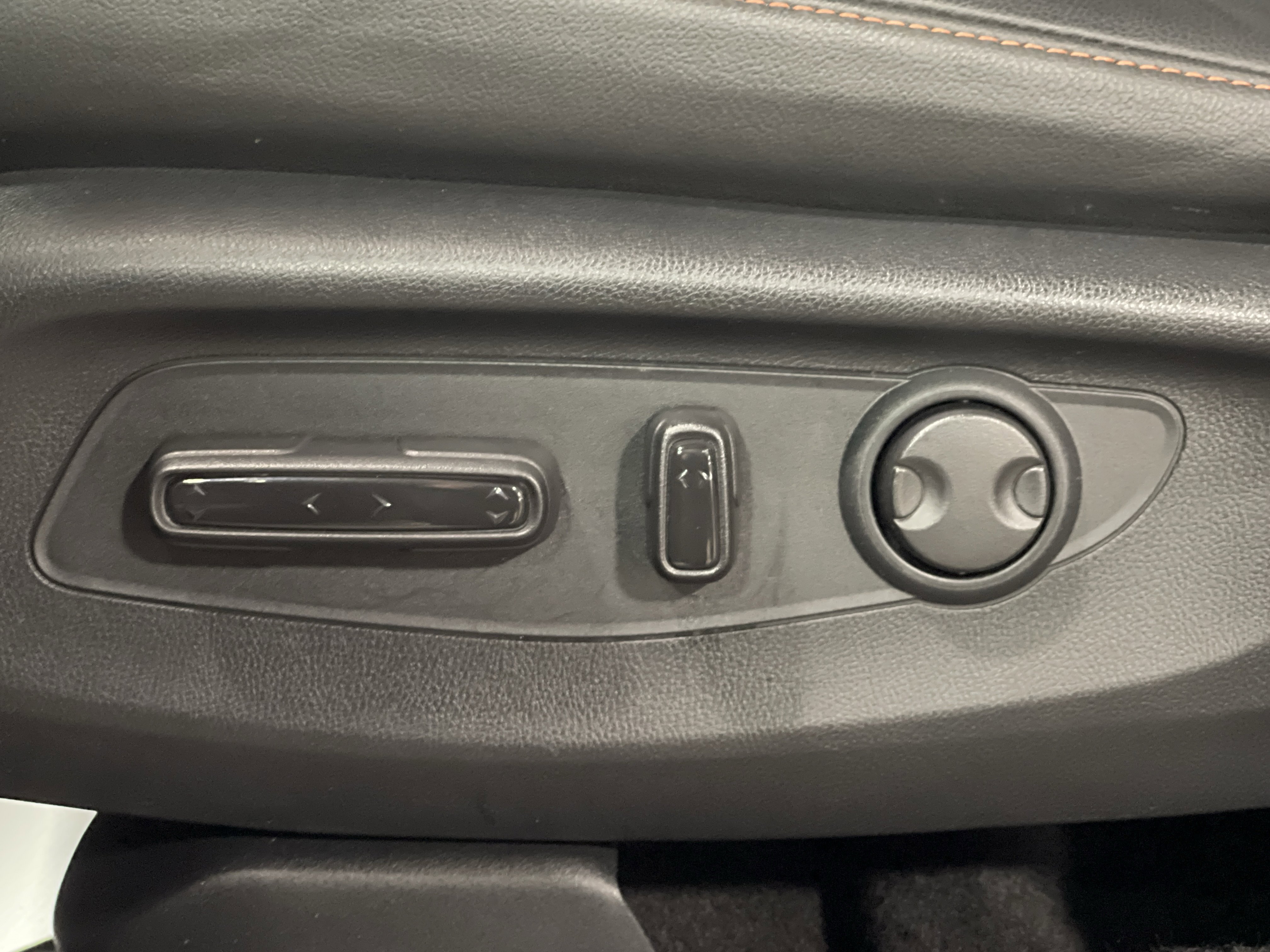 Used 2025 Honda CR-V Sport-L image 11