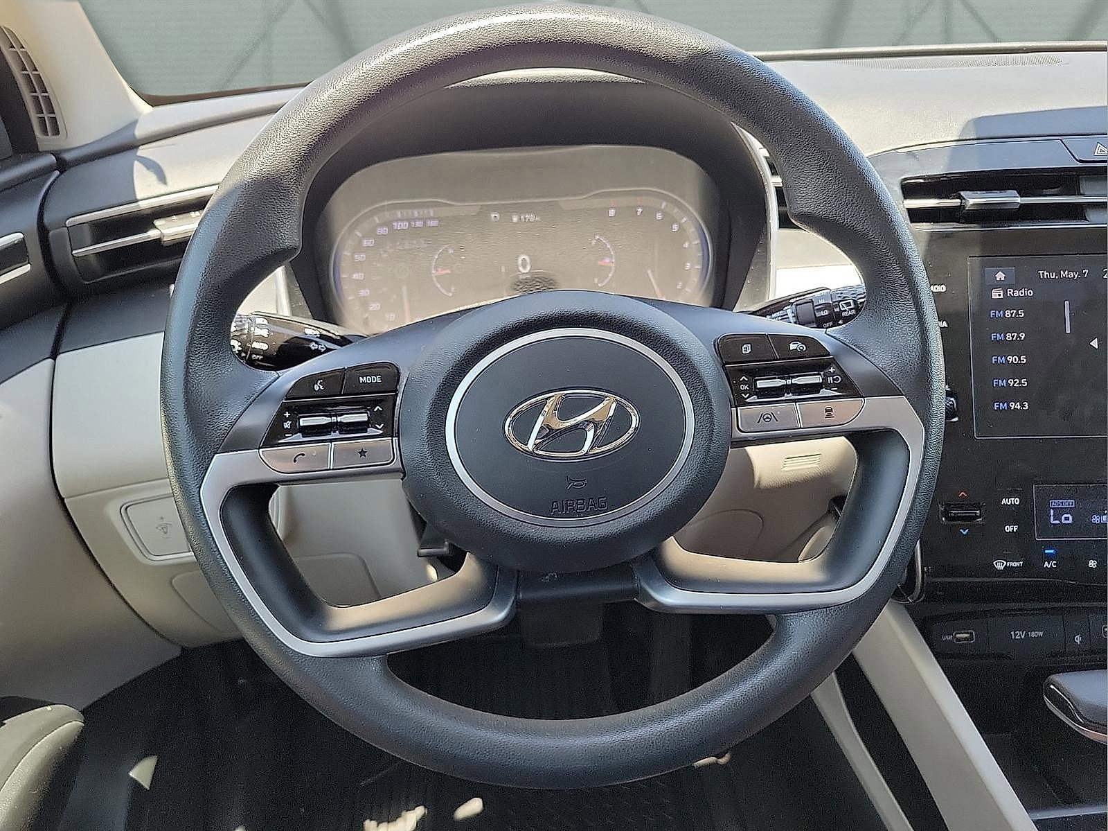 Used 2024 Hyundai Tucson SEL FWD image 19