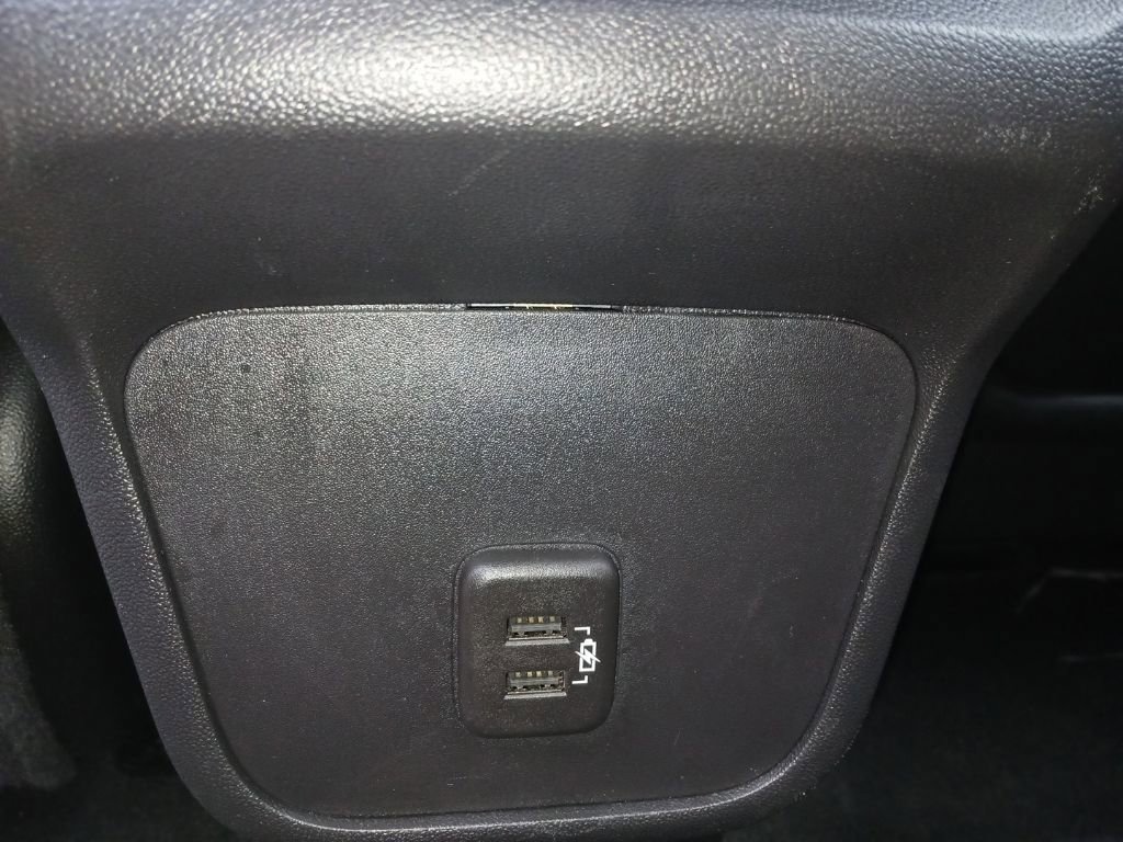 Certified 2024 GMC Terrain SLT image 28