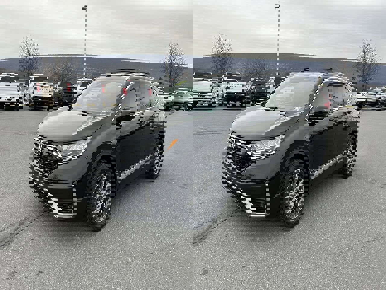 Used 2022 Honda CR-V Touring image 3