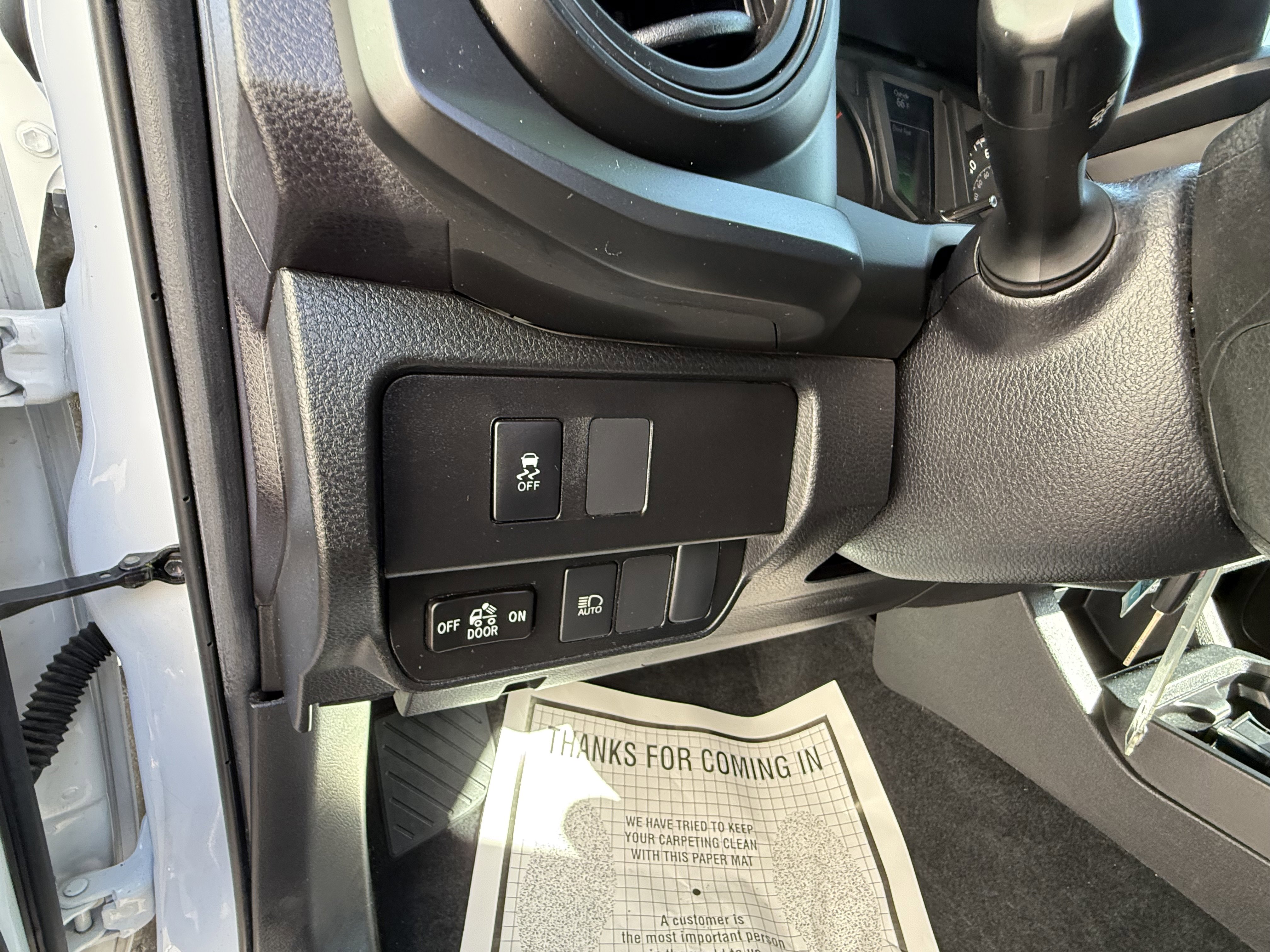 Certified 2023 Toyota Tacoma SR image 18