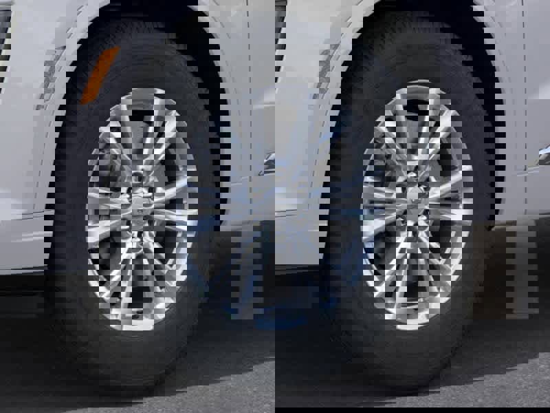 New 2025 Cadillac XT6 Luxury image 9