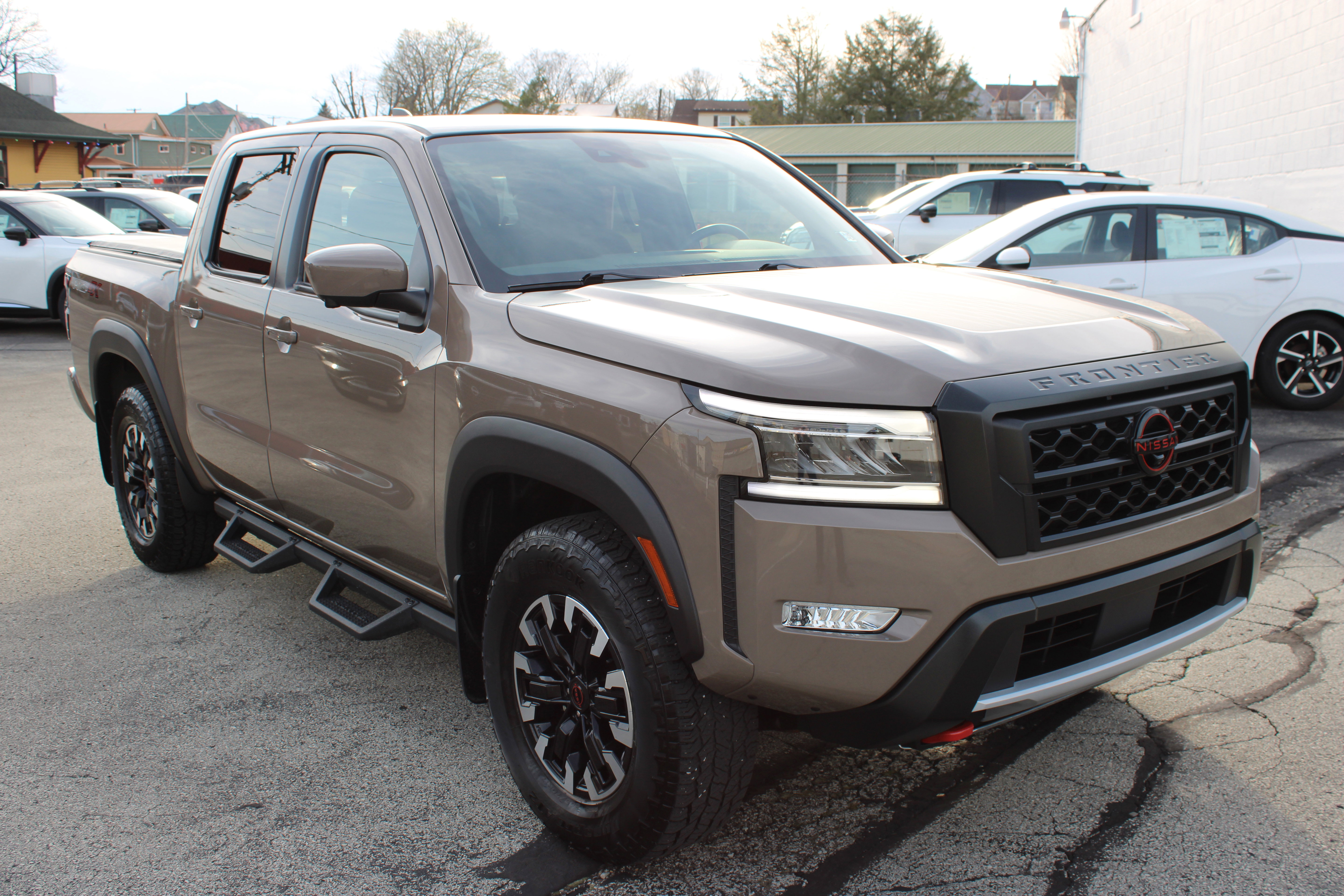 Certified 2023 Nissan Frontier PRO-4X w/ Pro Convenience Package image 10