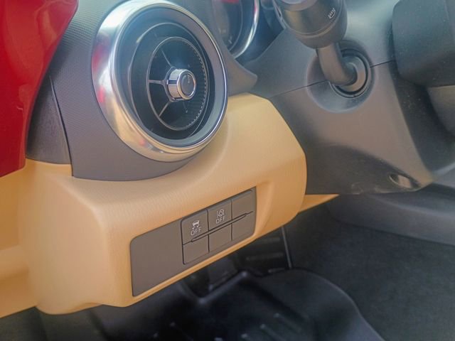 Used 2020 MAZDA MX-5 Miata RF Grand Touring RWD image 25