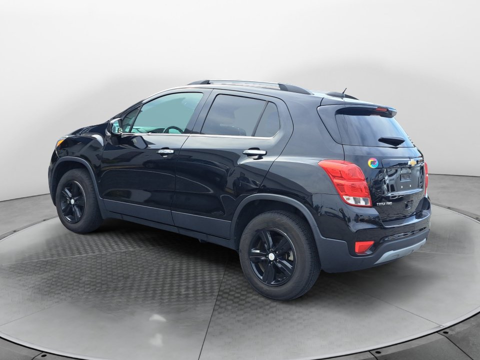 Used 2019 Chevrolet Trax LT w/ LT Convenience Package AWD/4WD image 5