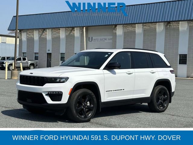 Used 2025 Jeep Grand Cherokee Limited w/ Black Appearance Package