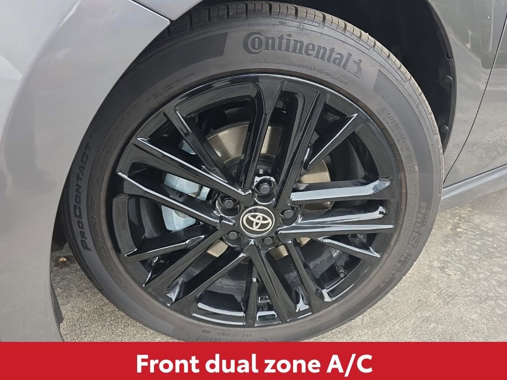 Used 2026 Toyota Camry SE image 3