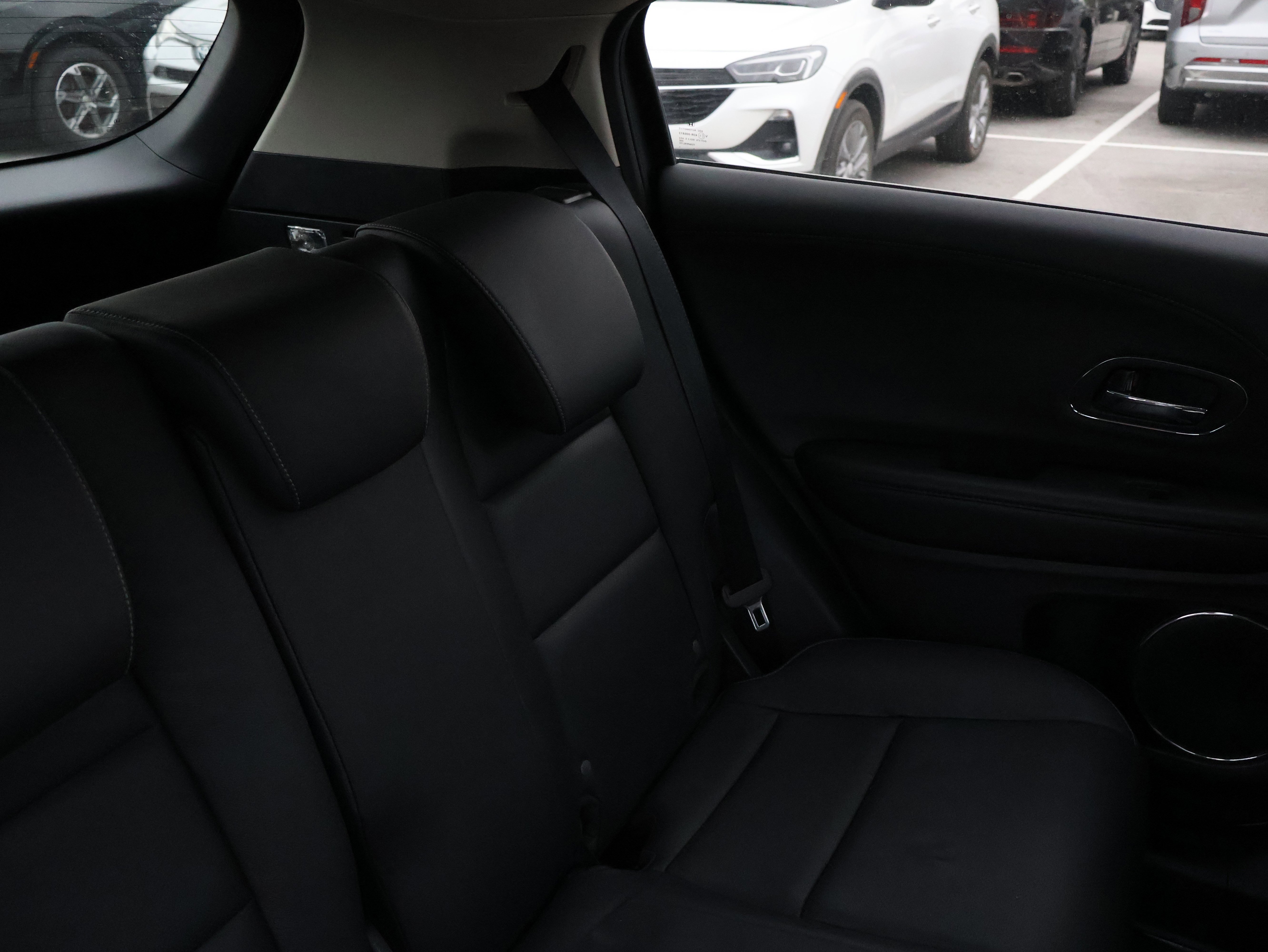 Used 2019 Honda HR-V EX-L image 14