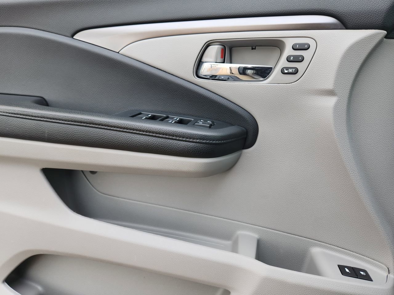 Used 2022 Honda Pilot Special Edition image 22