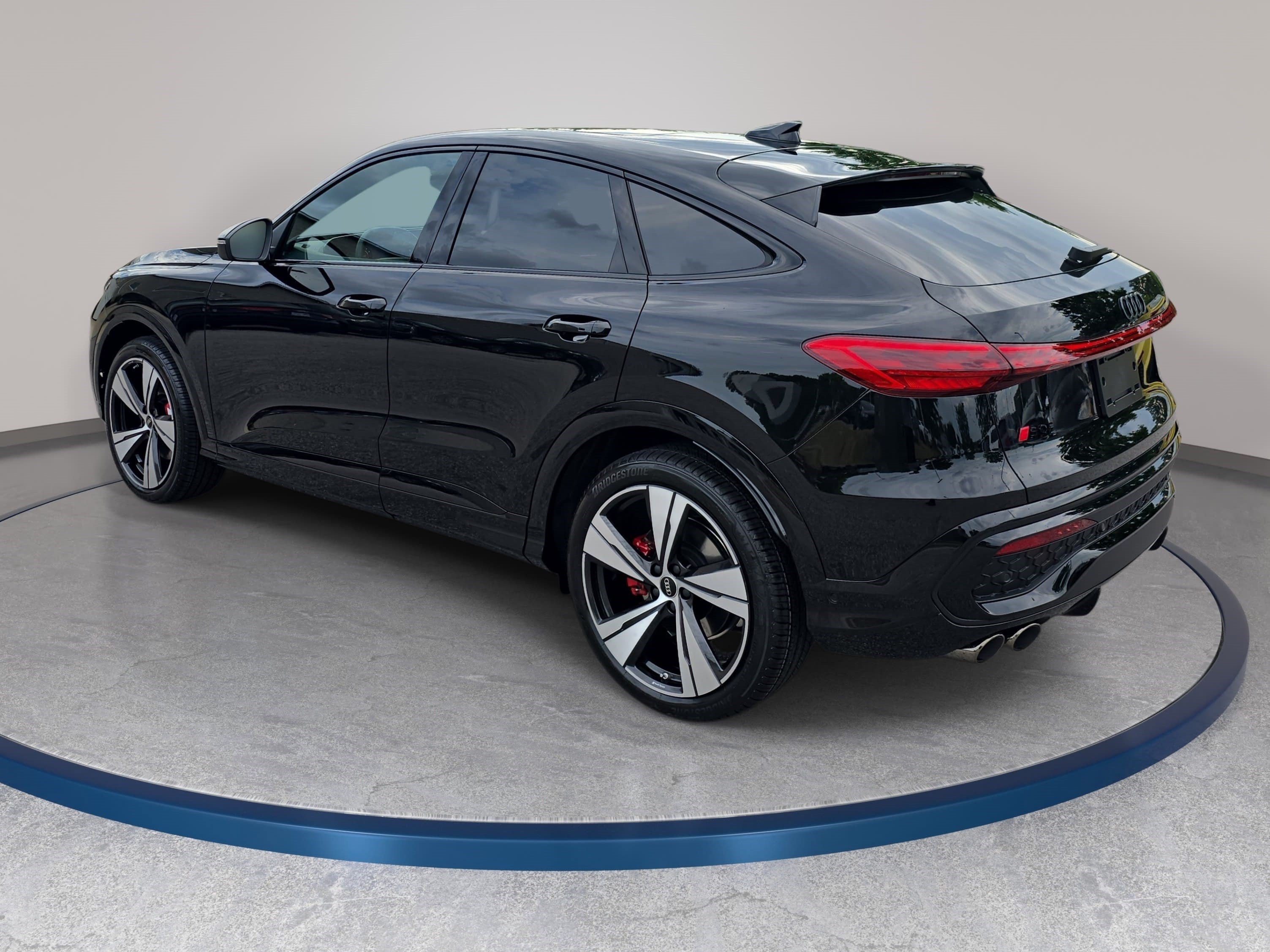 New 2026 Audi SQ5 Premium Plus AWD/4WD image 7