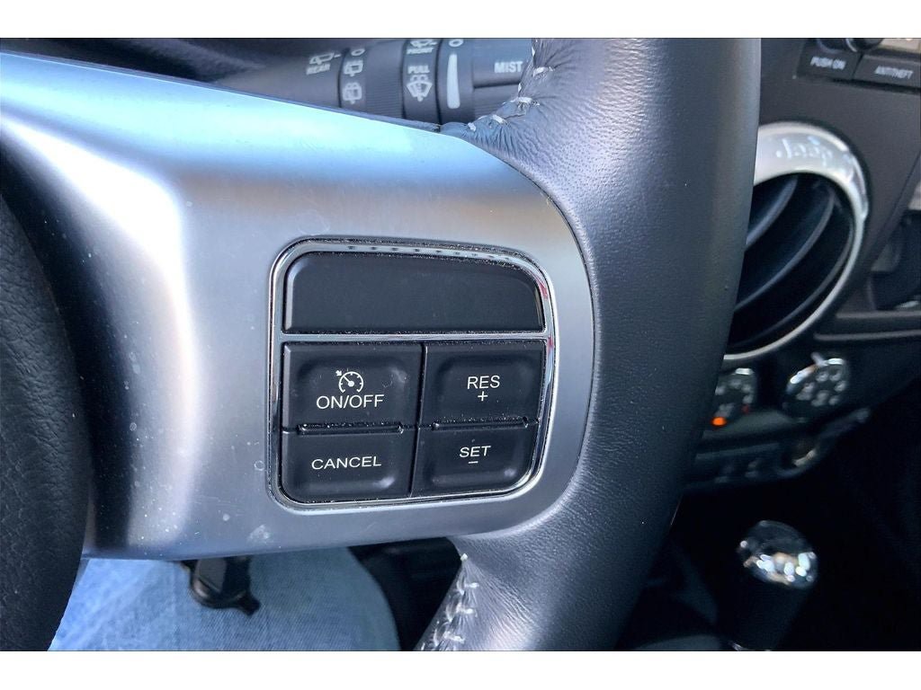 Used 2017 Jeep Wrangler Unlimited Rubicon AWD/4WD image 20