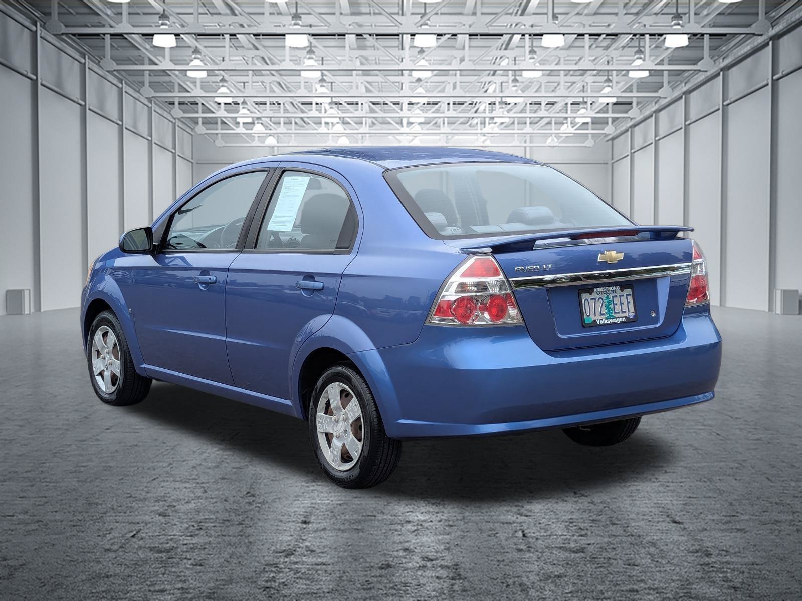 Used 2009 Chevrolet Aveo LT FWD image 3