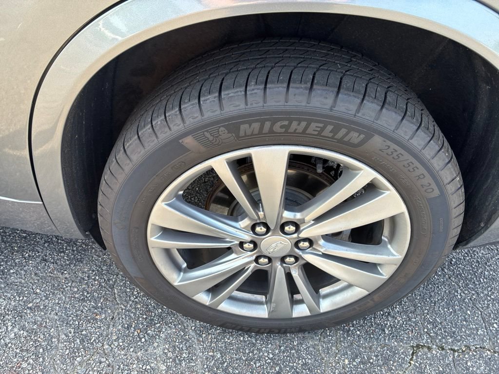 Used 2020 Cadillac XT6 Premium Luxury w/ LPO, Floor Liner Package AWD/4WD image 10