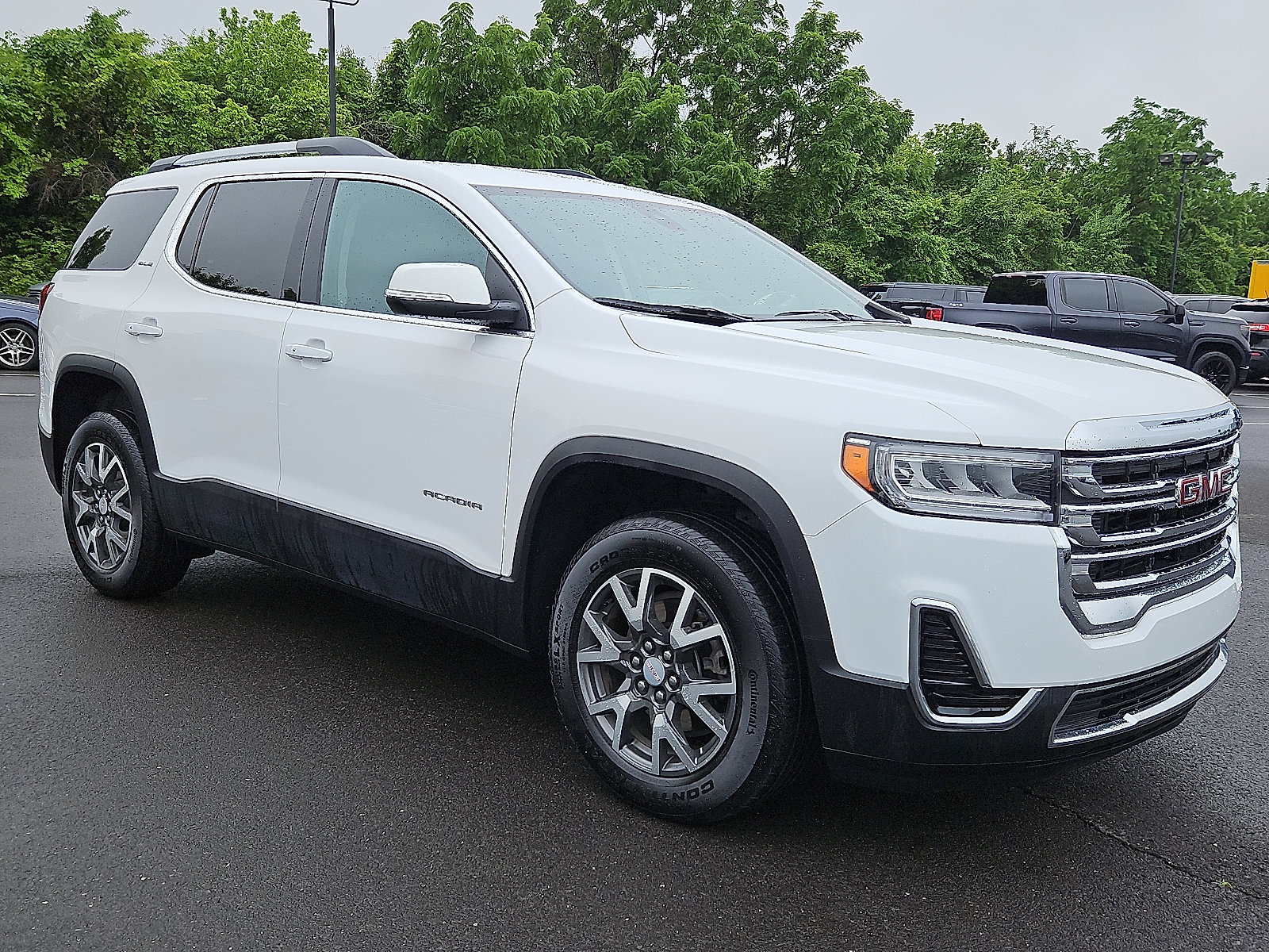 Certified 2023 GMC Acadia SLE w/ Driver Convenience Package