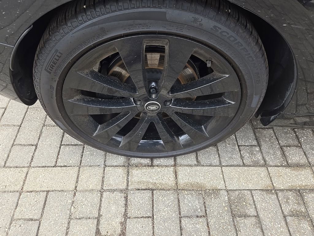 Certified 2025 Land Rover Range Rover Sport Dynamic SE image 12