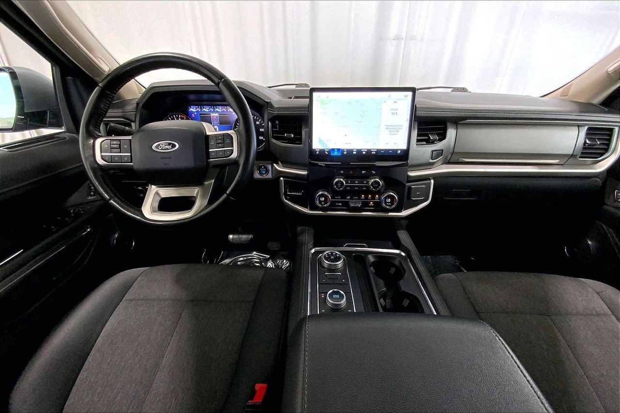 Used 2024 Ford Expedition Max XLT AWD/4WD image 15