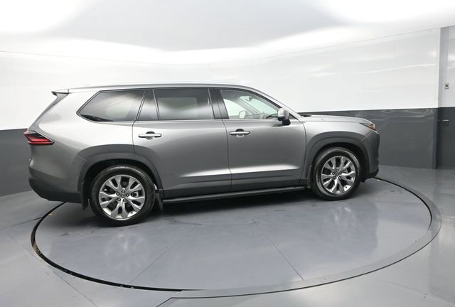 Used 2026 Toyota Grand Highlander Limited AWD/4WD image 40