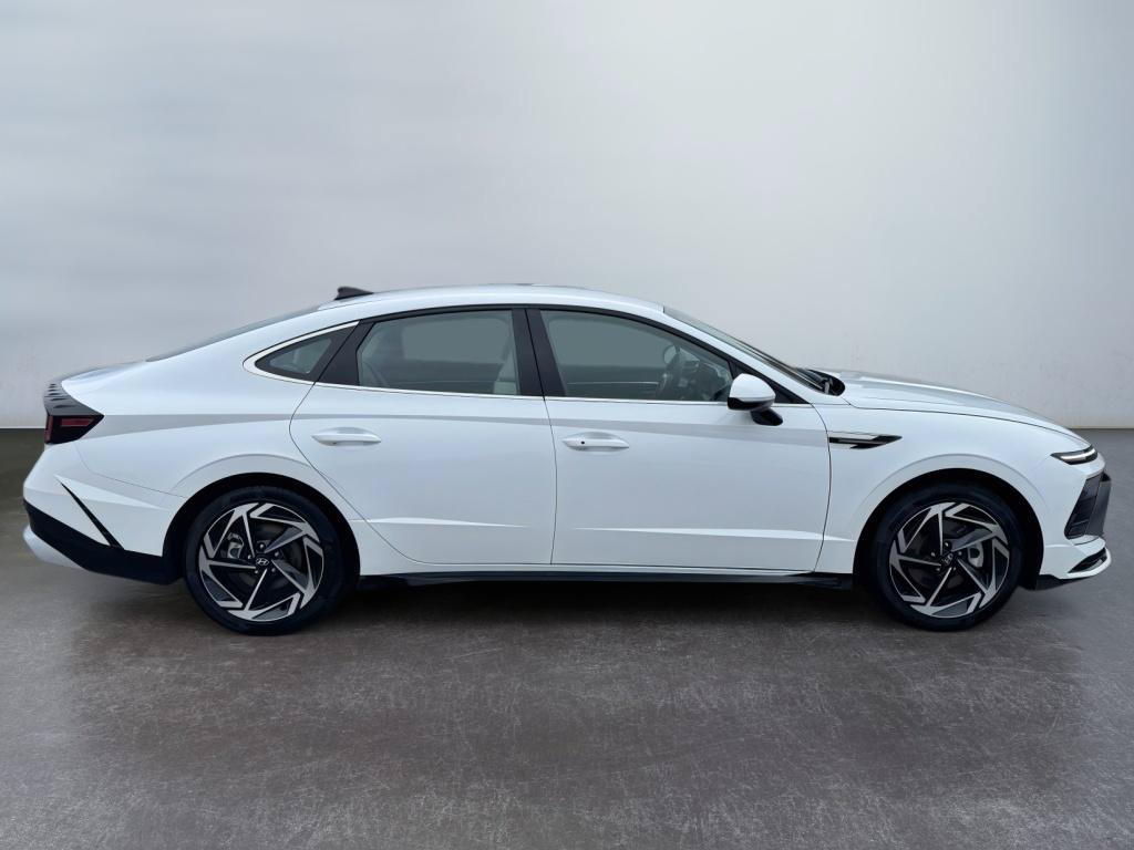 New 2026 Hyundai Sonata SEL AWD/4WD image 4