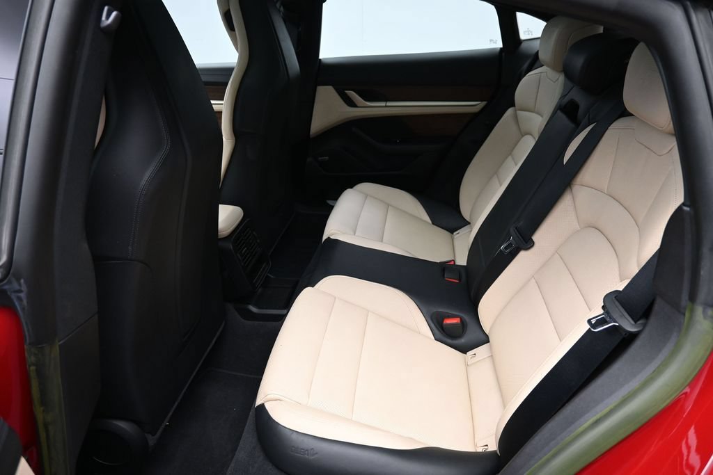Certified 2022 Porsche Taycan 4S AWD/4WD image 7