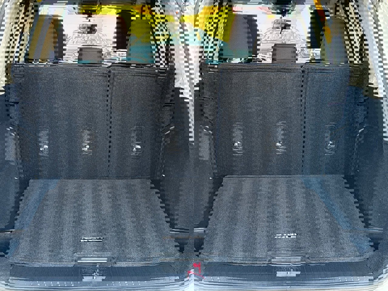 Certified 2025 Nissan Rogue S image 38