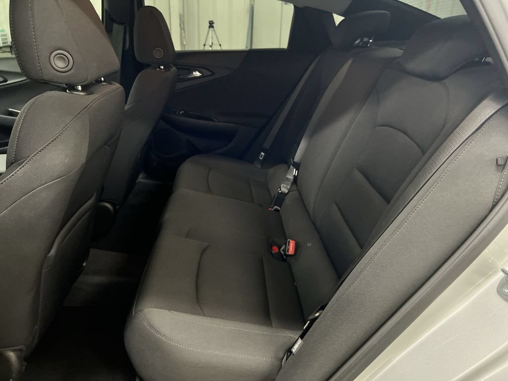 Used 2021 Chevrolet Malibu RS FWD image 22