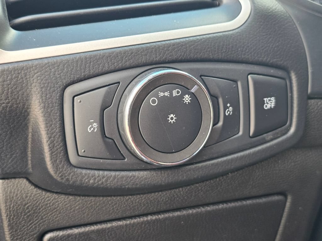 Used 2022 Ford Edge SEL AWD/4WD image 33