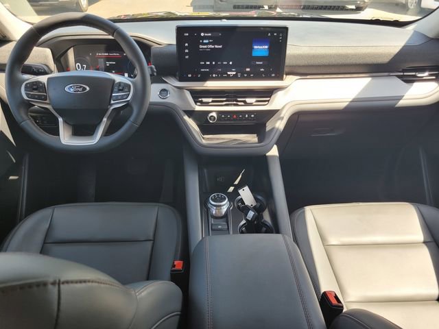 Used 2026 Ford Explorer Active w/ Active Comfort Package image 14