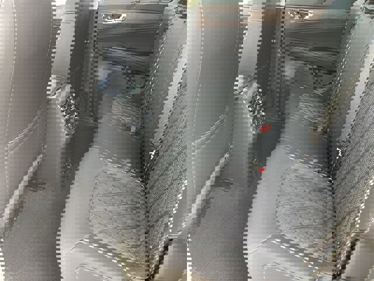 New 2026 Volkswagen Atlas SEL Premium R-Line image 13