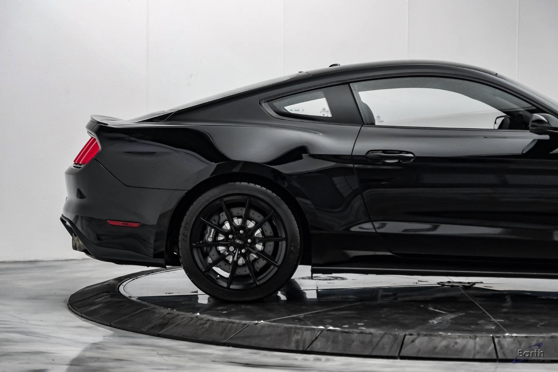 Used 2015 Ford Mustang Shelby GT350 RWD image 20