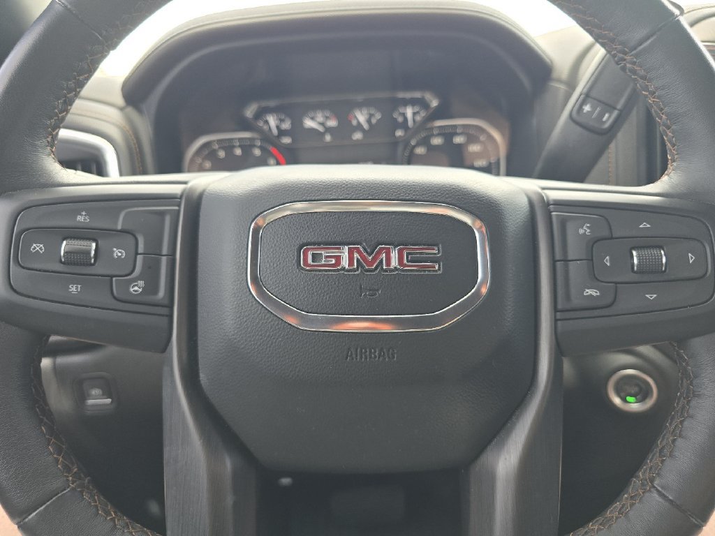 Used 2022 GMC Sierra 1500 AT4 w/ AT4 Premium Package AWD/4WD image 32