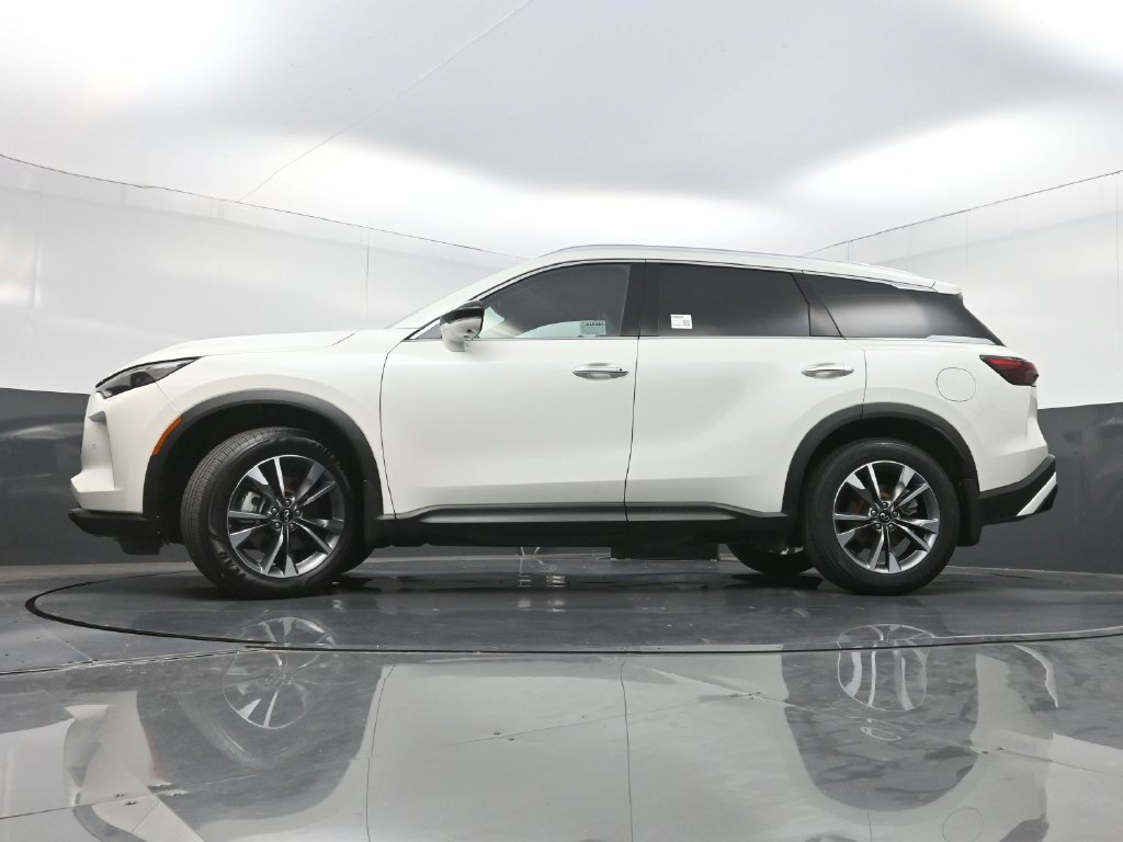 Used 2023 INFINITI QX60 Luxe FWD image 31