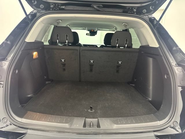 Used 2025 Chevrolet TrailBlazer LT AWD/4WD image 27