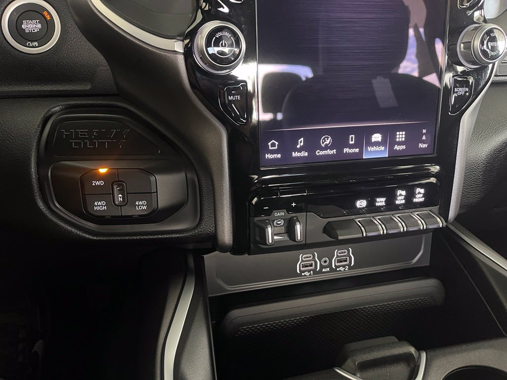 New 2027 RAM 3500 Big Horn AWD/4WD image 15