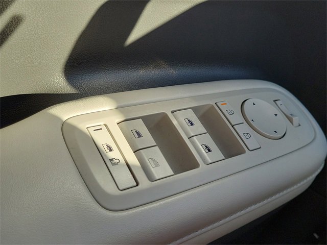 Used 2025 Hyundai Santa Fe SEL image 15