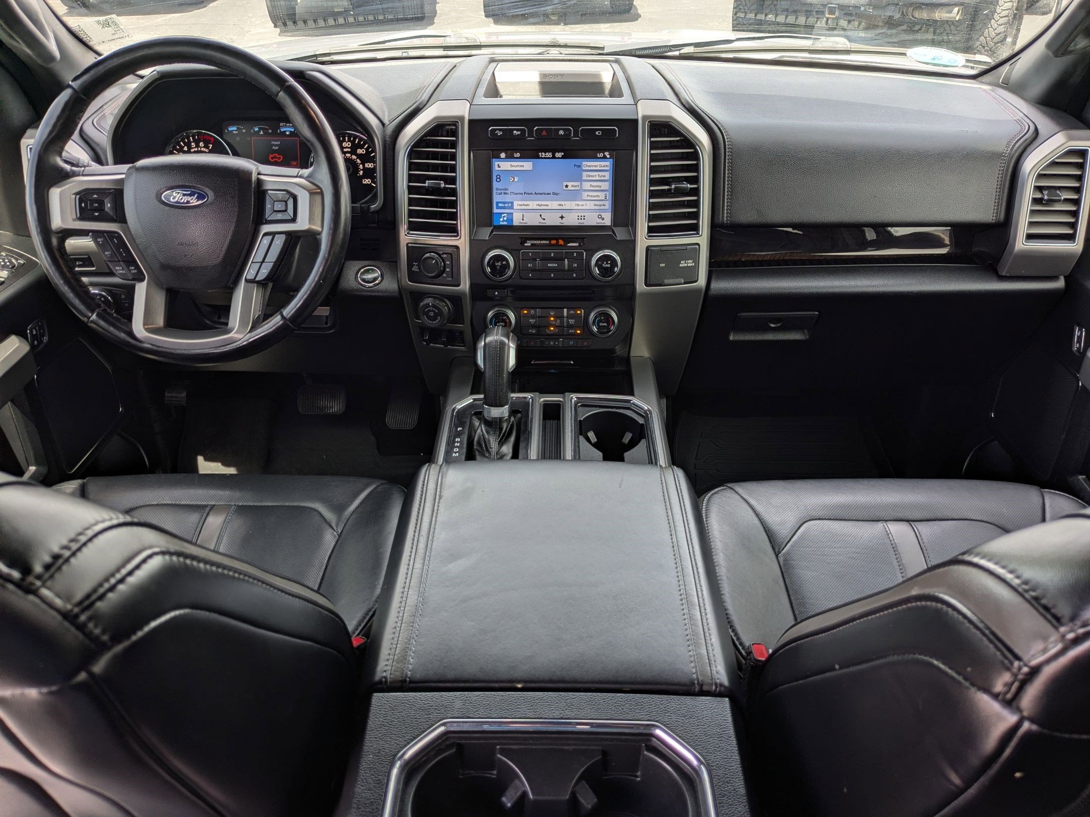 Used 2017 Ford F150 Platinum w/ Equipment Group 701A Luxury AWD/4WD image 31
